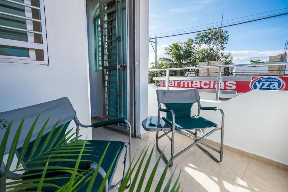 Hotel Loft Oasis By Rotamundos Playa del Carmen 2*,